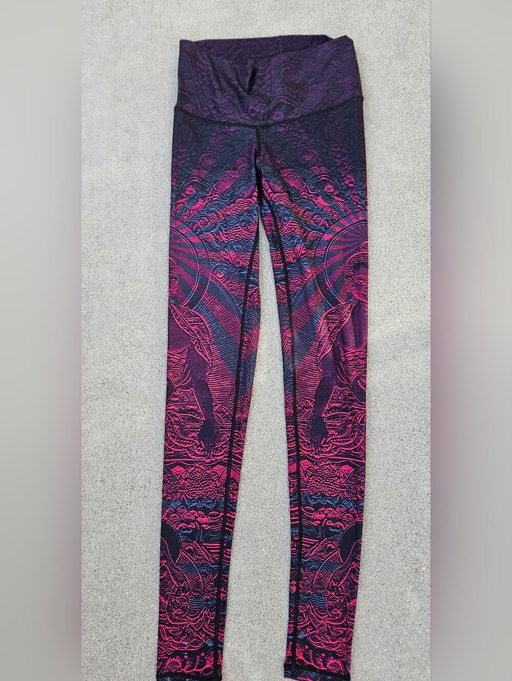 SUPER RARE NIYAMA SOL RED BUDDHA LEGGINGS EXTRA LONG SMALL STUNNING LIKE NEW